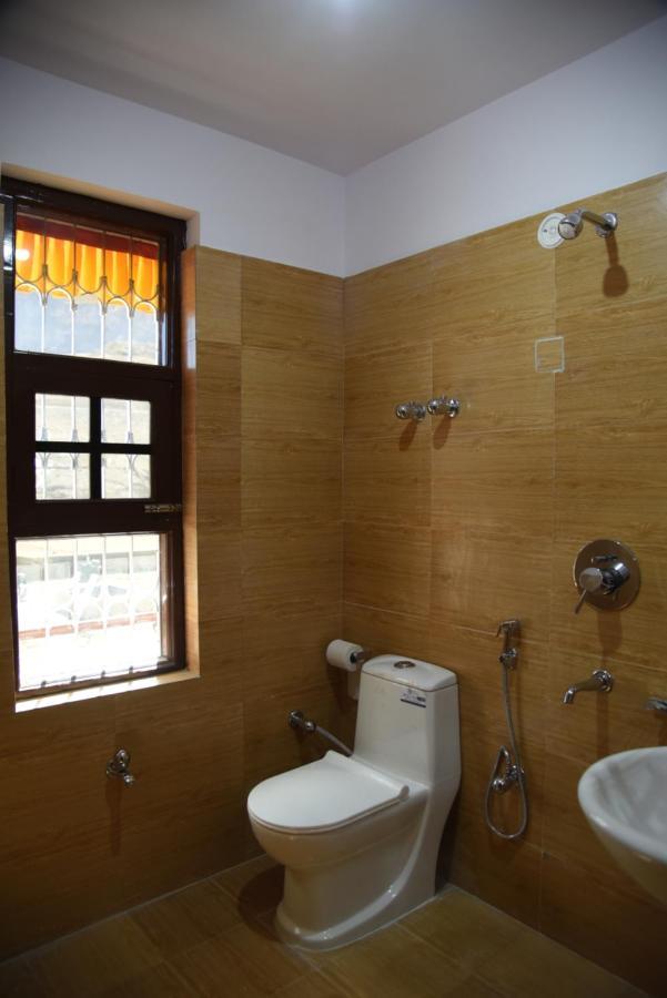 ホテルSpiti Sarai キャザ エクステリア 写真